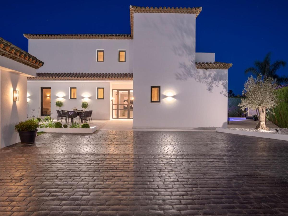 Vacation Marbella I Villa Lina, Golf Valley, Private Heated Pool, Jacuzzi, Close To The Marina Exteriör bild